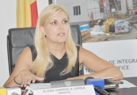 Udrea spune că pensiile sunt mici 